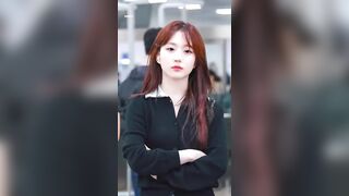 HAEWON - SHOWS BOOBS 11773 1 KPOP ALLPOP